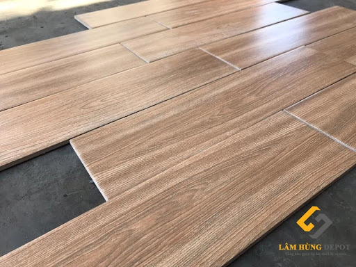 Gạch giả gỗ giá siêu rẻ chỉ có tại Lâm Hùng