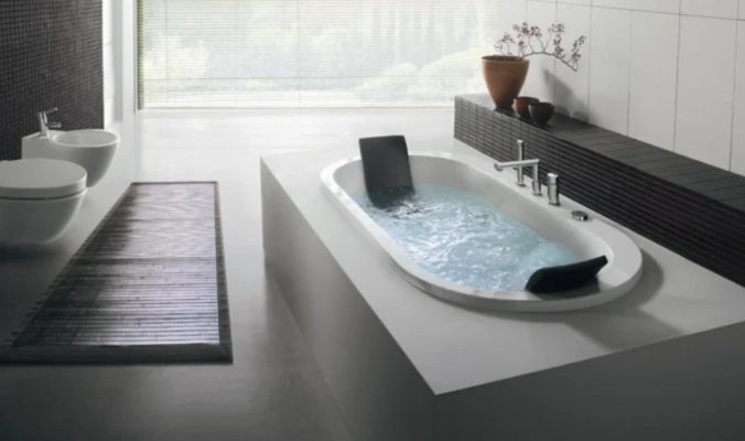 Giới thiệu về chiếc bồn tắm Inax